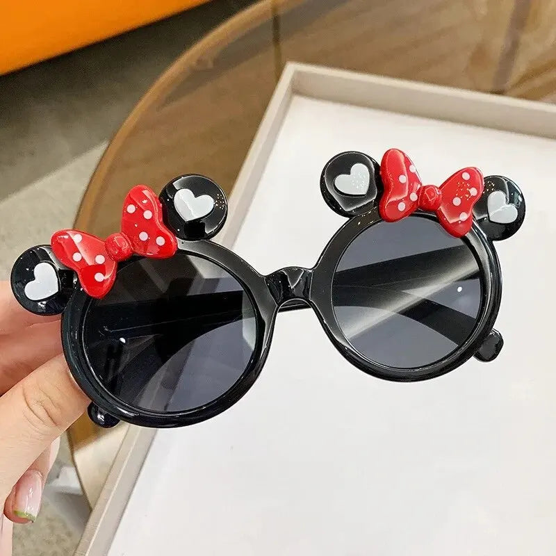 Kids cartoon UV400 sun protection sunglasses