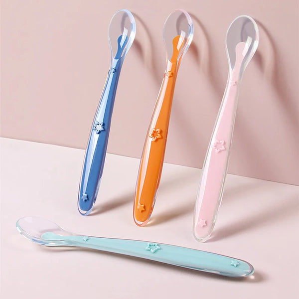 Baby silicone training spoon set with star-shaped easy-grip handle
