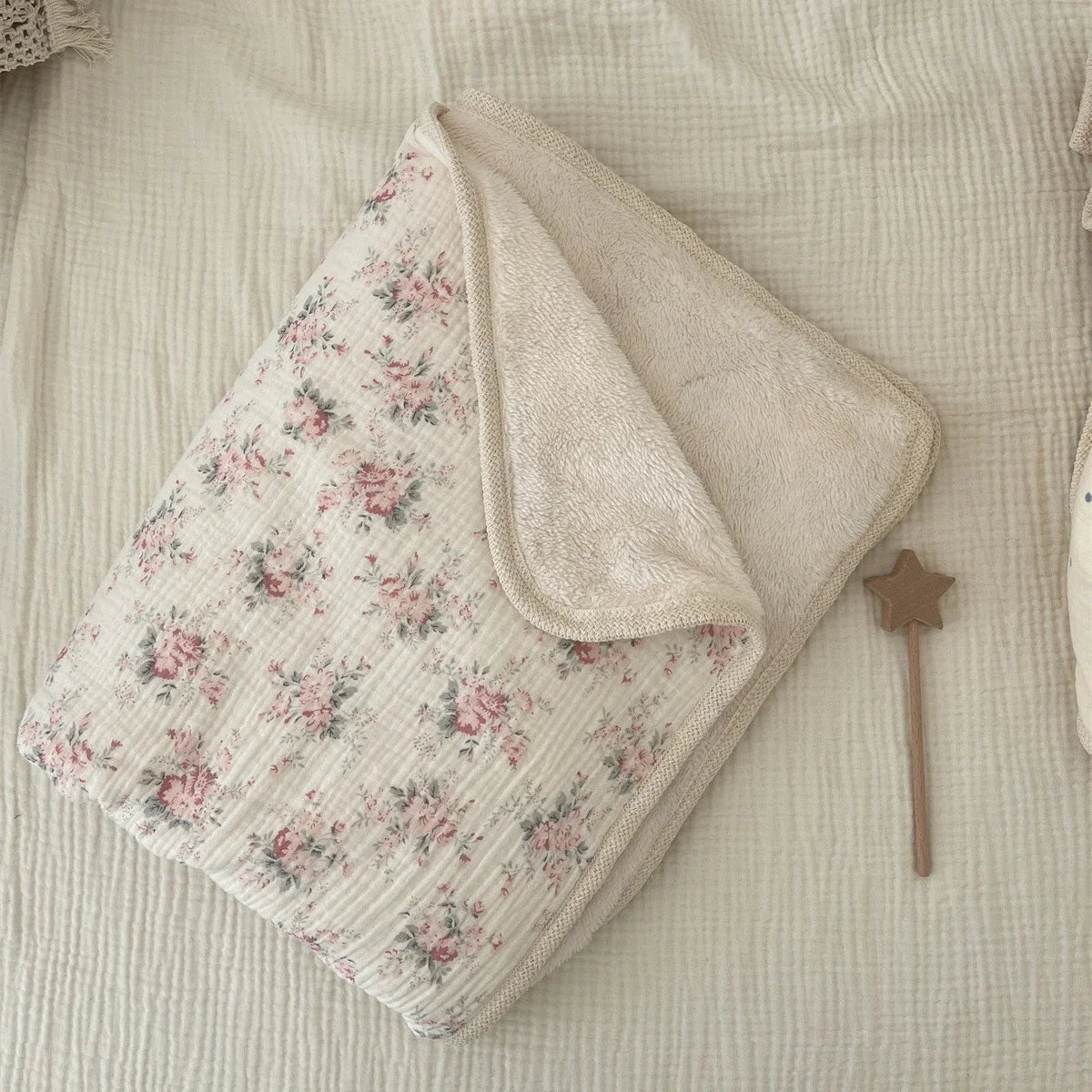 Fleece-Lined Cotton Muslin Baby Blanket - Kindle Kids ABC - view 7