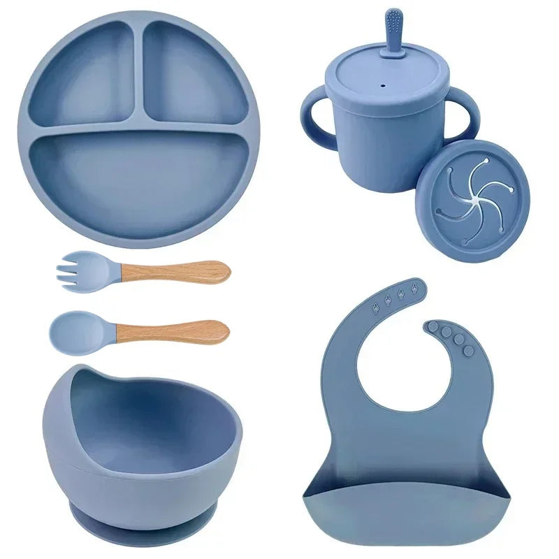 Silicone baby feeding set with suction plate, bowl and spoon - photo 11
